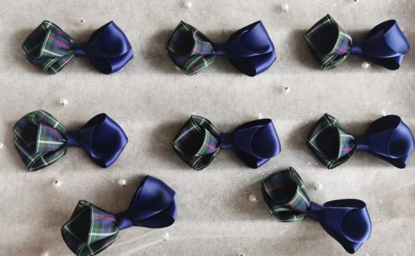 School bow hairclip. 5cm x 10cm
