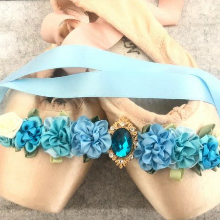 Blue and white Flowers Blooming Ballet Bun Wrap