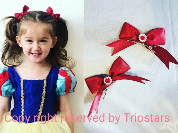 Little snow white princess hair clips (pair)
