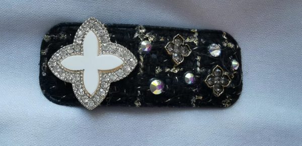Fashion Black / White Hair Clip in handbag/perfume design - Image 8
