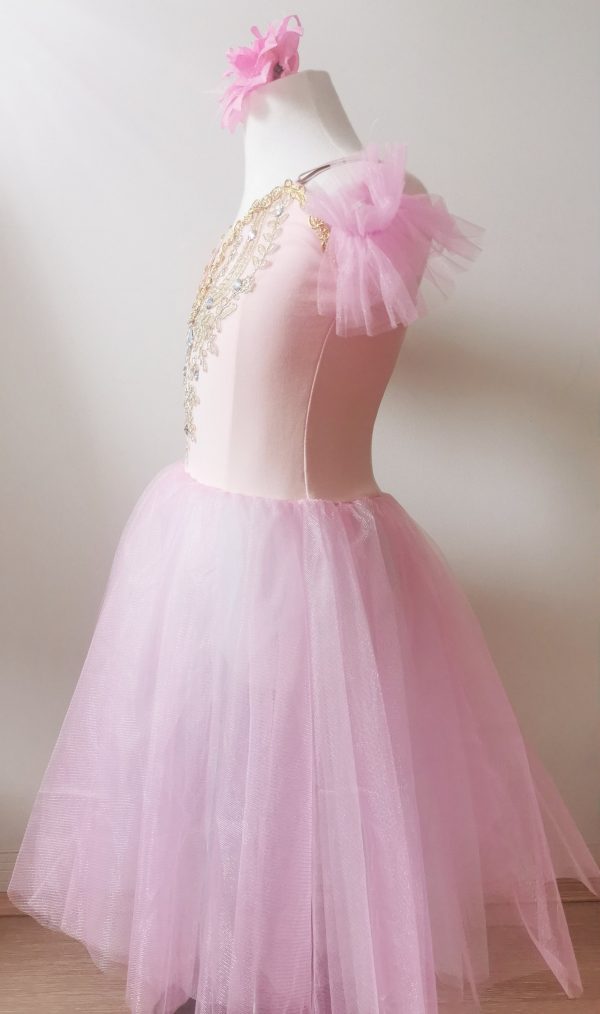 Quality Budget Romantic TUTU, in Peach /Pink colour, Children size 8 - Image 3