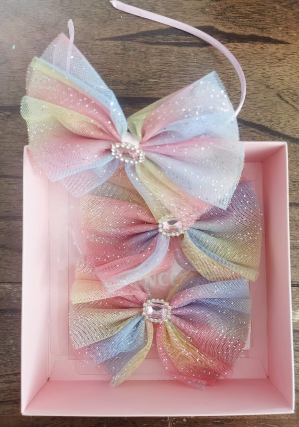 Stunning hair accessories Gift pack - 1 x hair band + 2 x hair clips