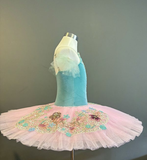 Stunning beautiful high quality Performance ballet TUTU / dance wear in contrast colours - Tiffany blue and pink ,decorated with AB rhinestones.children size 8-10 - Image 4