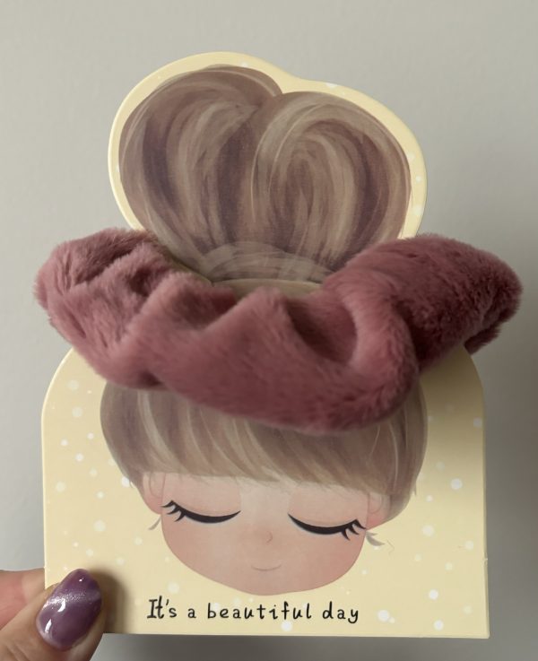 Super soft fluffy fur scrunchies,multiple colors - Image 6