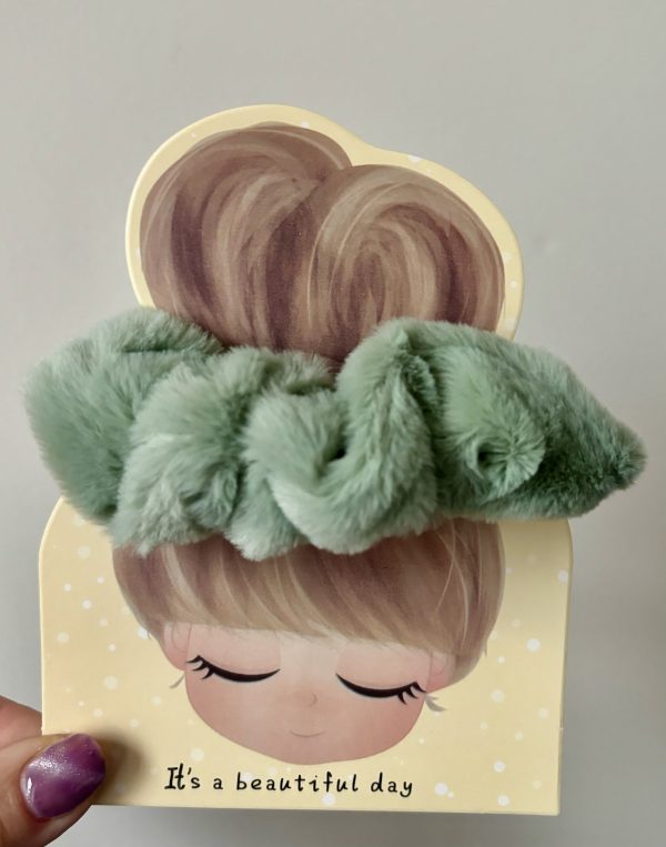 Super soft fluffy fur scrunchies,multiple colors - Image 9